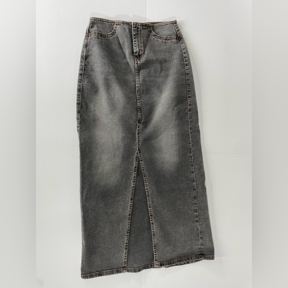 H&M Divided Black Denim Maxi Skirt High Waisted Column Front Vent Size 2 - Picture 3 of 11